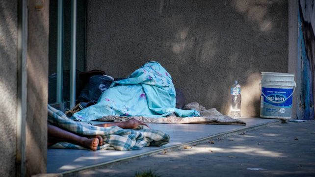 En Rosario hay cerca de mil personas durmiendo en la calle y refugios en distintos puntos de la ciudad