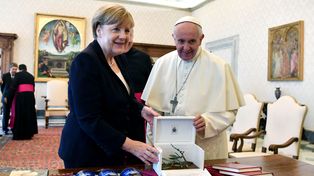 El Vaticano estudia la posibilidad de excomulgar a los corruptos y mafiosos