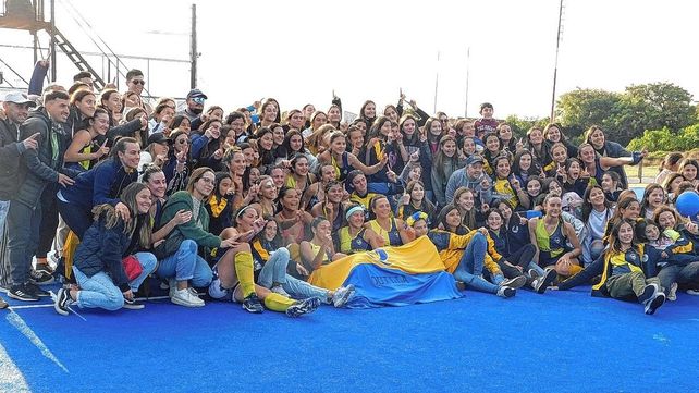 El plantel del Club Náutico El Quillá se consagró campeón del Regional de Clubes en la rama femenina.
