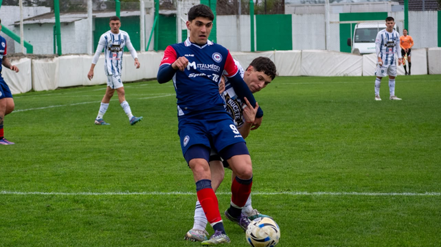 Primera C. Benjamín Gallucci es el nuevo goleador del Charrúa: viene de anotar ante Luján y Centro Español. &nbsp; 