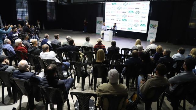 Melconian analizó la economía nacional en Expo Rosario