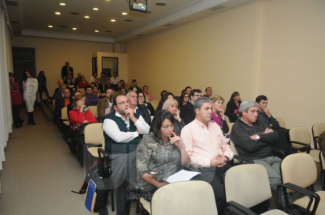 UNO mostró su estrategia digital en la Bolsa de Comercio