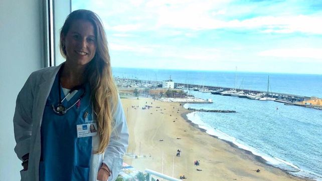 Una médica de Rosario vino de España para colaborar: Acá puedo ayudar