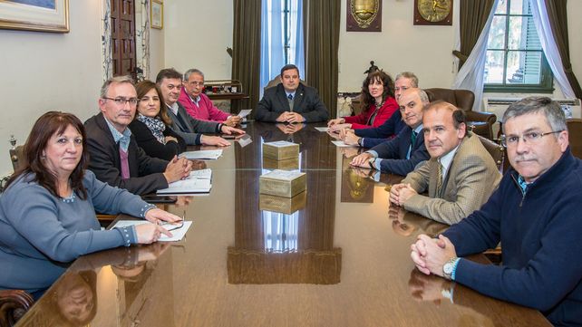 Acompañamos el reclamo de los gremios de nuestra universidad