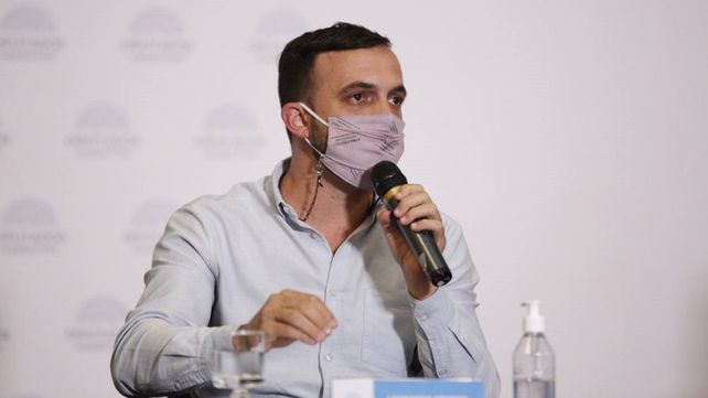 Leonardo Grosso titular de la Comisión de Recursos Naturales de la Cámara de Diputados acusó a la oposición de engañar a la población sobre la ley de envases