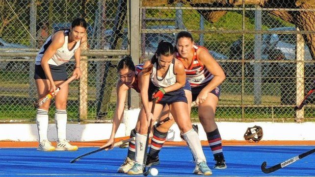 Atractivos duelos tendrá el cuarto capítulo del Torneo Oficial de hockey femenino.