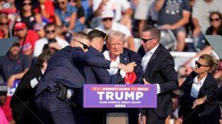 El ex presidente y candidato republicano Donald Trump dijo que seguirá “desafiante” tras el tiroteo al que sobrevivió el sábado