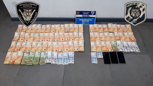 Pueblo Esther: viajaban sin documentos y con dinero en efectivo sin poder justificar