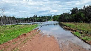El anegamiento de los caminos impedirá que se ponga en marcha la temporada este fin de semana.