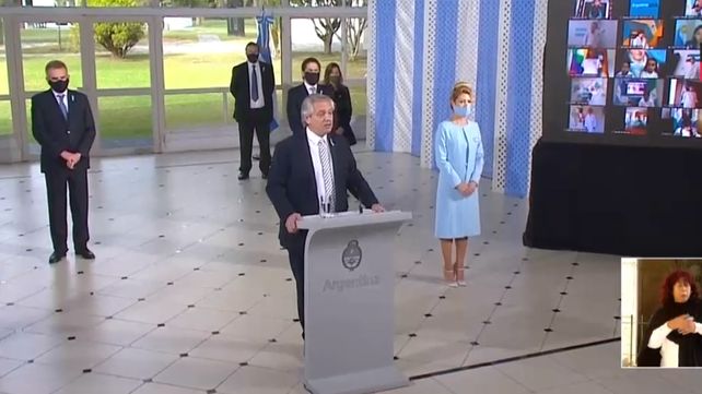 Fernández destacó la figura de Belgrano y dijo que lo inspira a pensar en la utopía de un país mejor