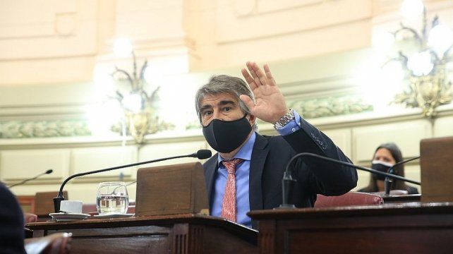 Bast&iacute;a, titular de la comisi&oacute;n bicameral de Acuerdos.