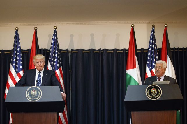 Trump hoy junto al presidente de la Autoridad Nacional Palestina.&nbsp;
