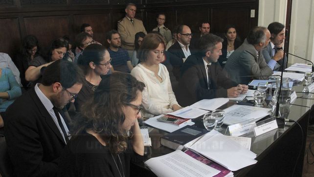 La querella pidió 15 años de prisión y la Fiscalía 12 y 9 para los médicos del IPP