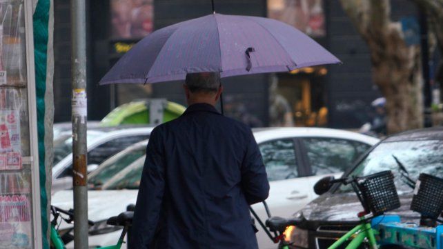 Más lluvia en Rosario: pronostican chaparrones para la noche del viernes
