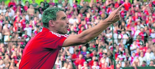 Dos partidos. Los que dirigió Vojvoda a la primera leprosa: 5-0 a Racingy 1-4 con Boca