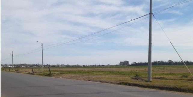 Vista norte del predio donde se proyecta el futuro barrio Estación Roldán.