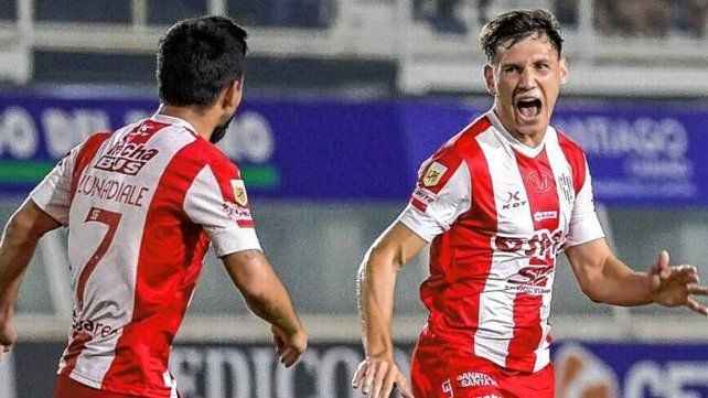 El gol de Roldán en Santiago le permitió ganar a Unión en la ruta sin goles en contra después de casi un año y medio.