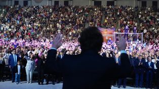 Javier Milei frente al templo más grande para evangélicos en Chaco