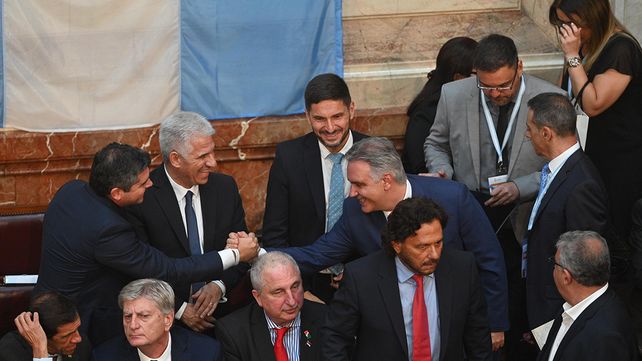 Gobernadores en la previa del discurso de Javer Milei.