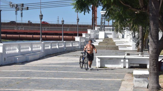 Calor en la ciudad de Santa Fe.