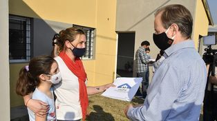 Se moviliza la economía con el programa de viviendas y saneamiento