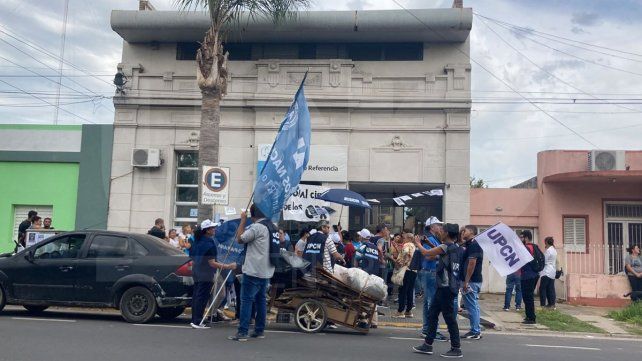 Cierre del CDR de Paraná: protestaron contra los despidos