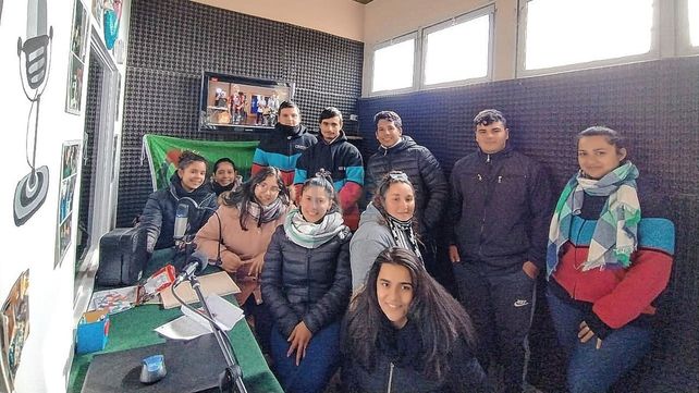 Hacen Periodismo desde la radio de la escuela y para toda la comunidad