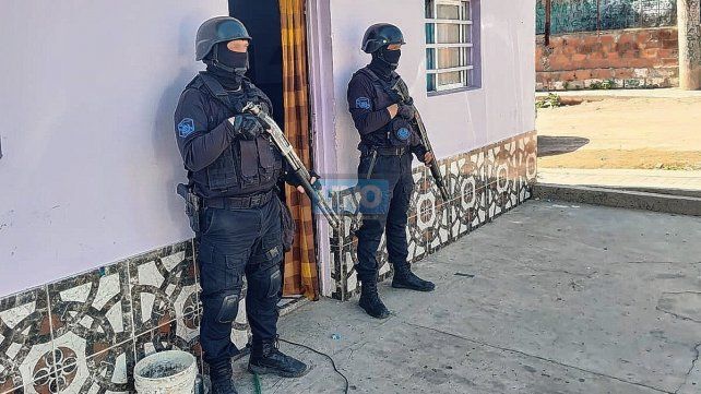 Narcomenudeo: allanamiento con secuestro de droga y dinero