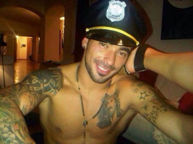 Se filtraron fotos hot de Pocho Lavezzi y su novia, Yanina Screpante