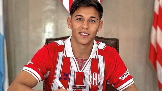 Lisandro Morales no vuelve a Unión y queda con el pase en su poder.