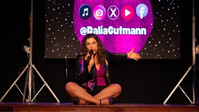 A sala llena, Dalia Gutmann brilló en Paraná