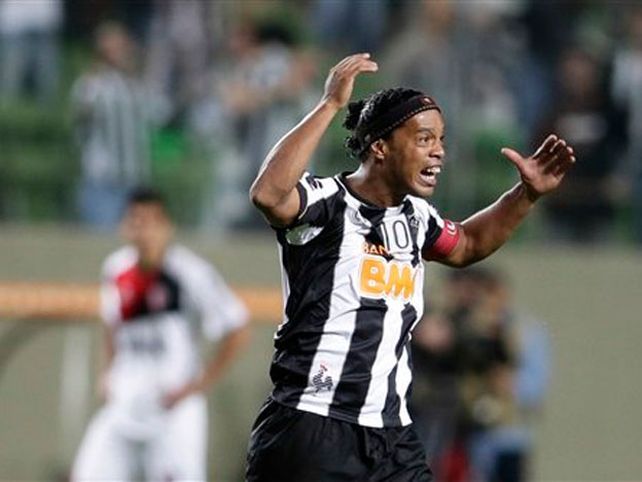 Newells perdió con Mineiro y quedó fuera de la Copa por penales