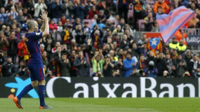 Iniesta prepara su adiós de Barcelona