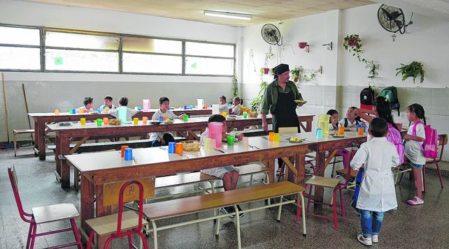 poblados. La demanda de alimentos en los comedores comunitarios se disparó el año pasado