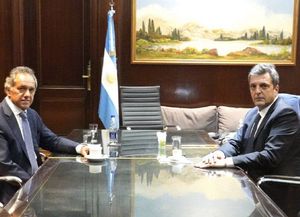 Sergio Massa analizó con Scioli la agenda de transición en Producción