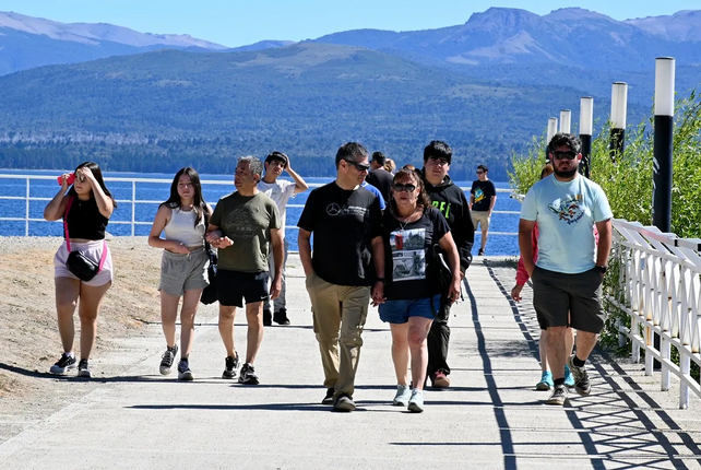 Bariloche pilotea la crisis y busca ofrecer precios atractivos.