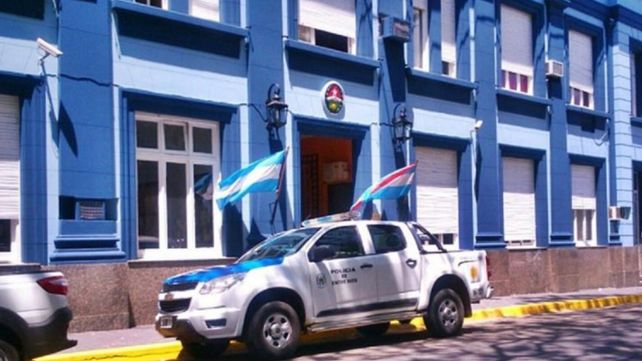 El agente de la Policía de Entre Ríos quedó a la espera de una resolución administrativa que determine su situación laboral.
