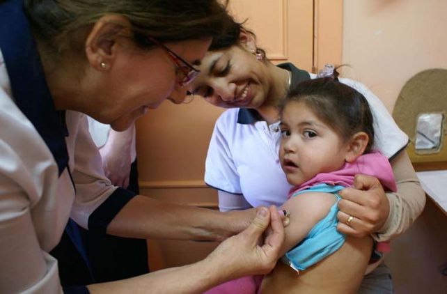 Para todos. La medida supone universalizar el acceso a la salud de los chicos.