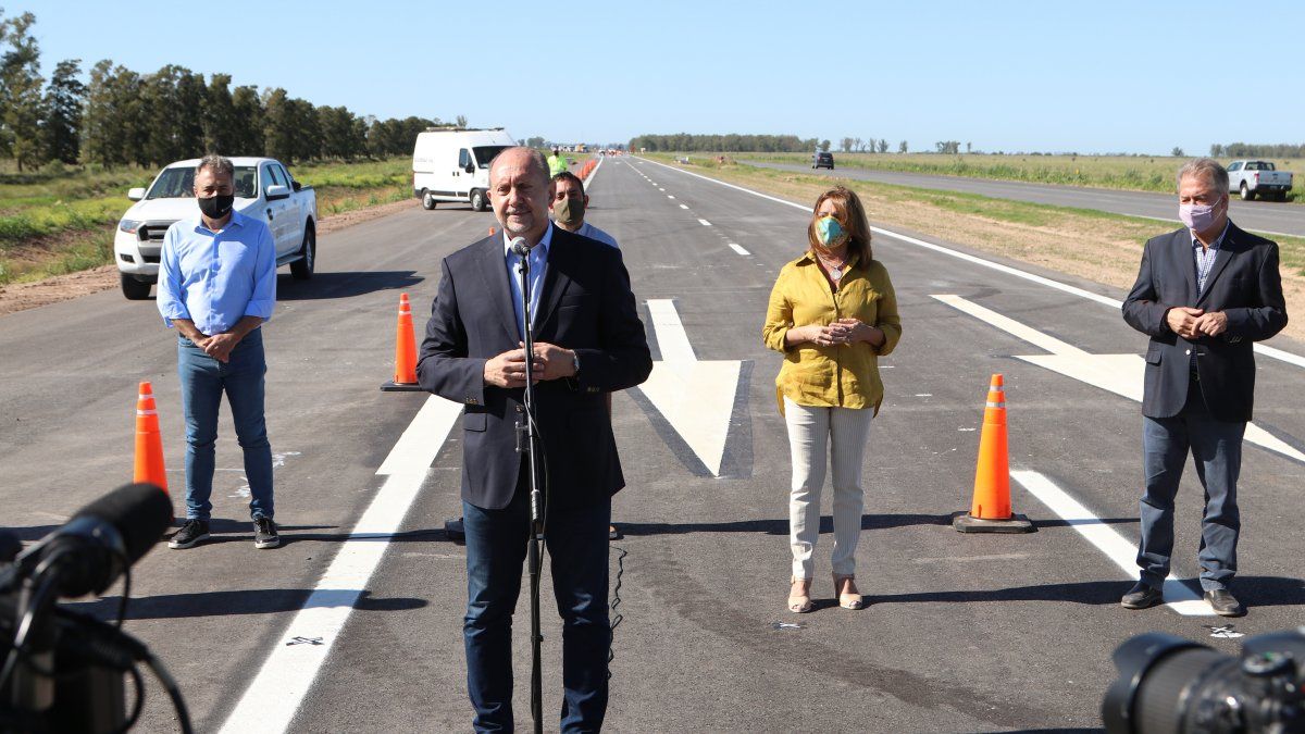 el-goberndor-omar-perotti-insto-una-vez-mas-no-bajar-las-medidas-prevencion