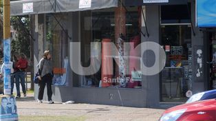 Robaron en un local de telas en Aristóbulo del Valle y Hernandarias