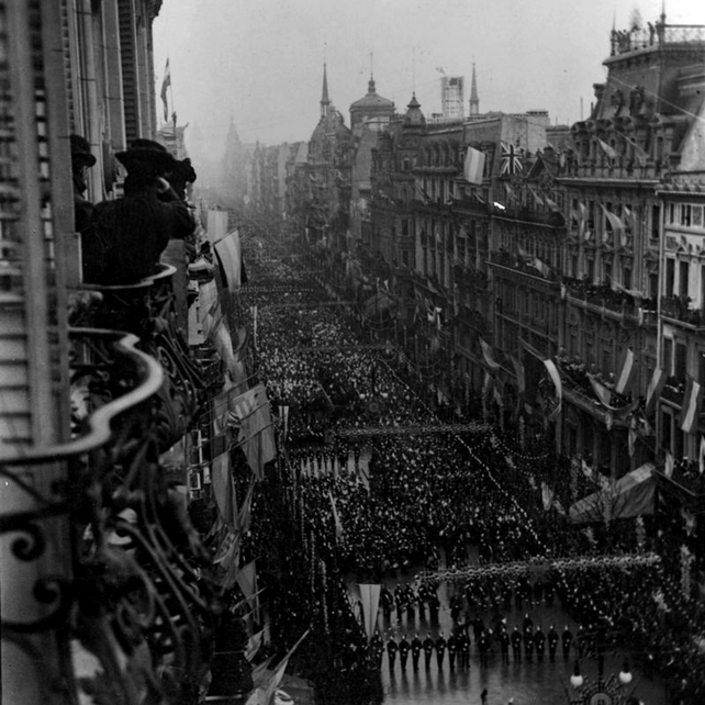 Los festejos del Centenario, en 1910, mostraron el apogeo del país construido por la Generación del 80. 