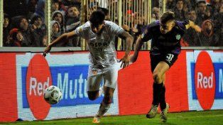 La situación que debe resolver Unión a la brevedad con Vargas