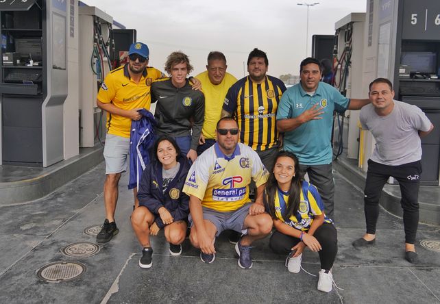 Los hinchas de Central le pusieron color a la autopista a Córdoba