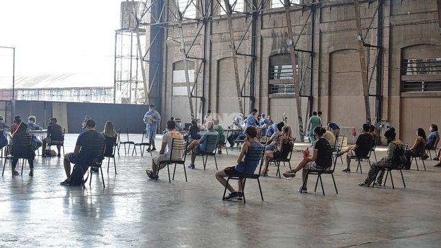 Los centros de testeos están desbordados en Santa Fe y preocupa la alta positividad