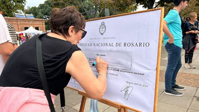 Festival en la Calle Recreativa en defensa de la universidad pública