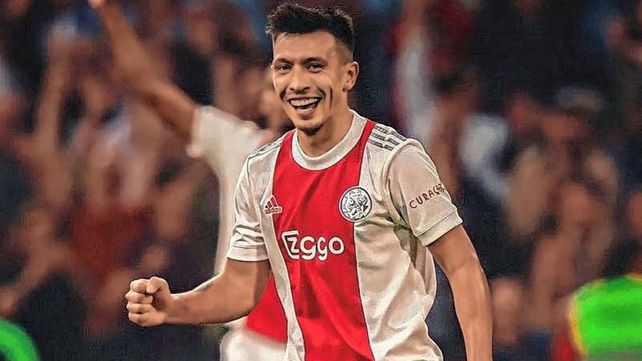 Lisandro Martínez será jugador de Manchester United.