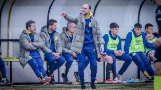 Matías Lequi se traslada junto a su equipo de trabajo de la reserva a primera. Debuta el lunes en La Plata.