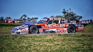 El piloto de Ford se quedó con el mejor tiempo, Marianito necesita de una victoria para pelear por el título.