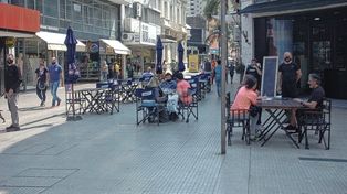 La provincia evalúa profundizar las restricciones a partir del domingo y ayudar a los afectados