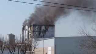 Se incendió una fábrica de lácteos en Recreo